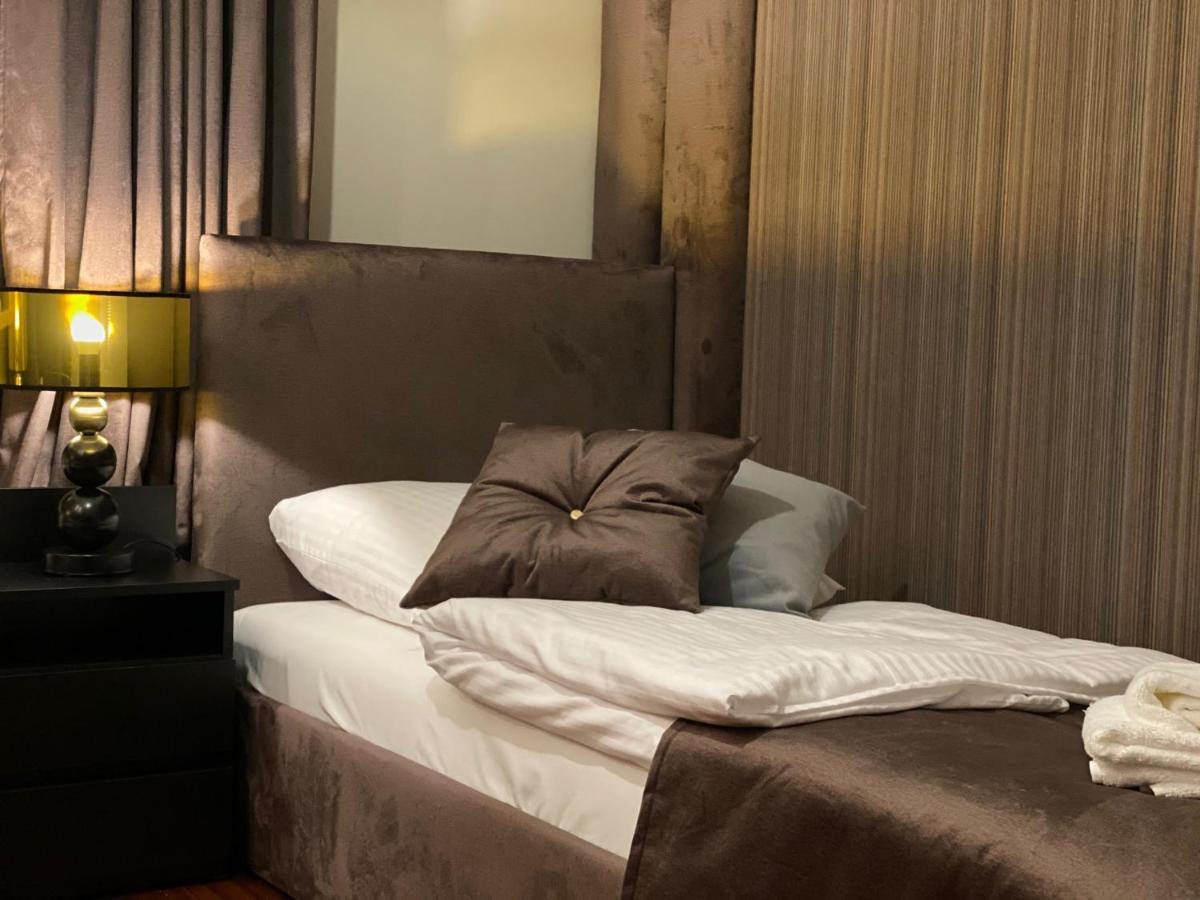 Family & Business Sauna Apartments Klonowa Nad Zalewem, Unikat Spa 凯尔采 外观 照片
